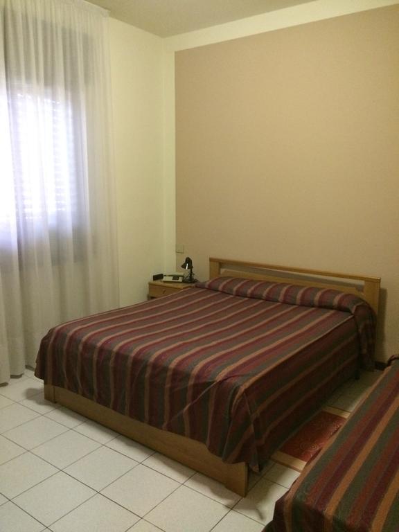 Albergo Cristallo Cittiglio Luaran gambar