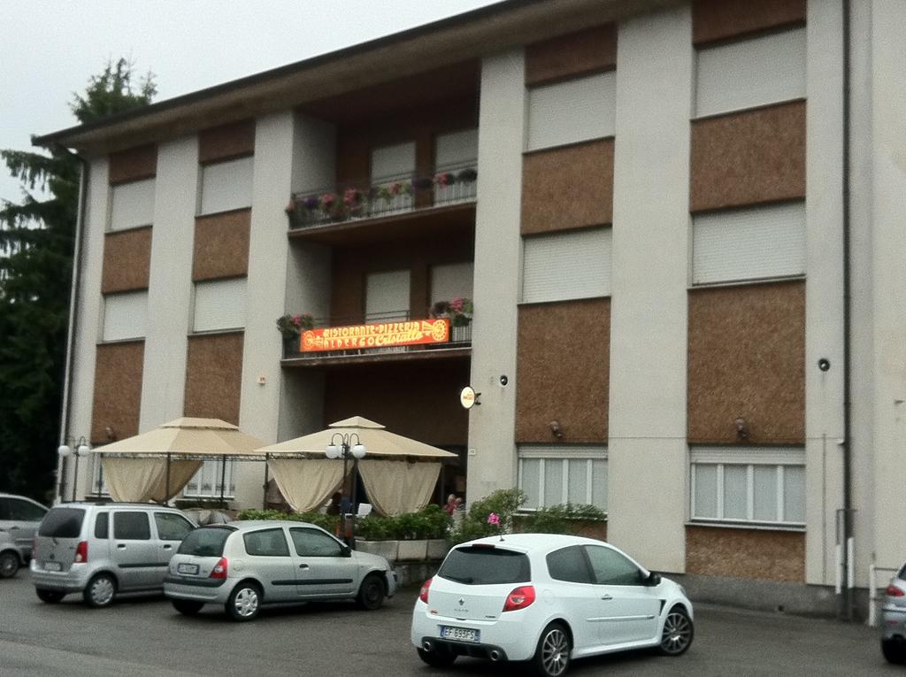 Albergo Cristallo Cittiglio Luaran gambar